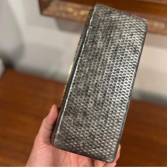 vintage box purse in gunmetal gray lucite - Picture 5 of 8